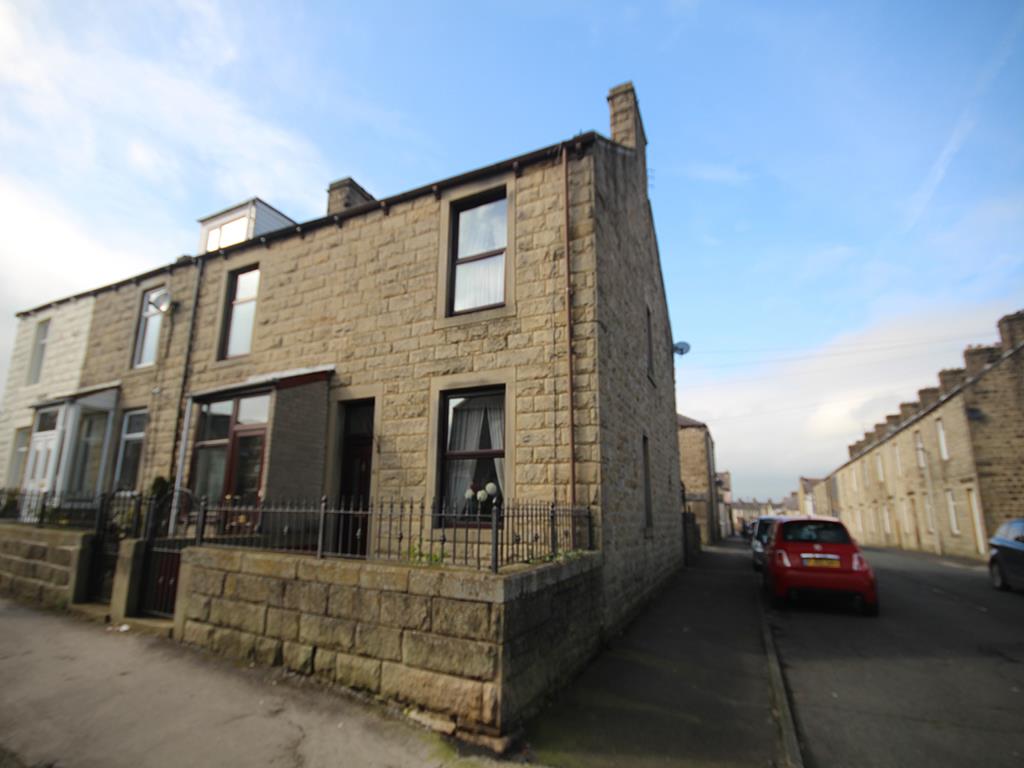 3 bedroom end terrace house For Sale in Barnoldswick - Main Image